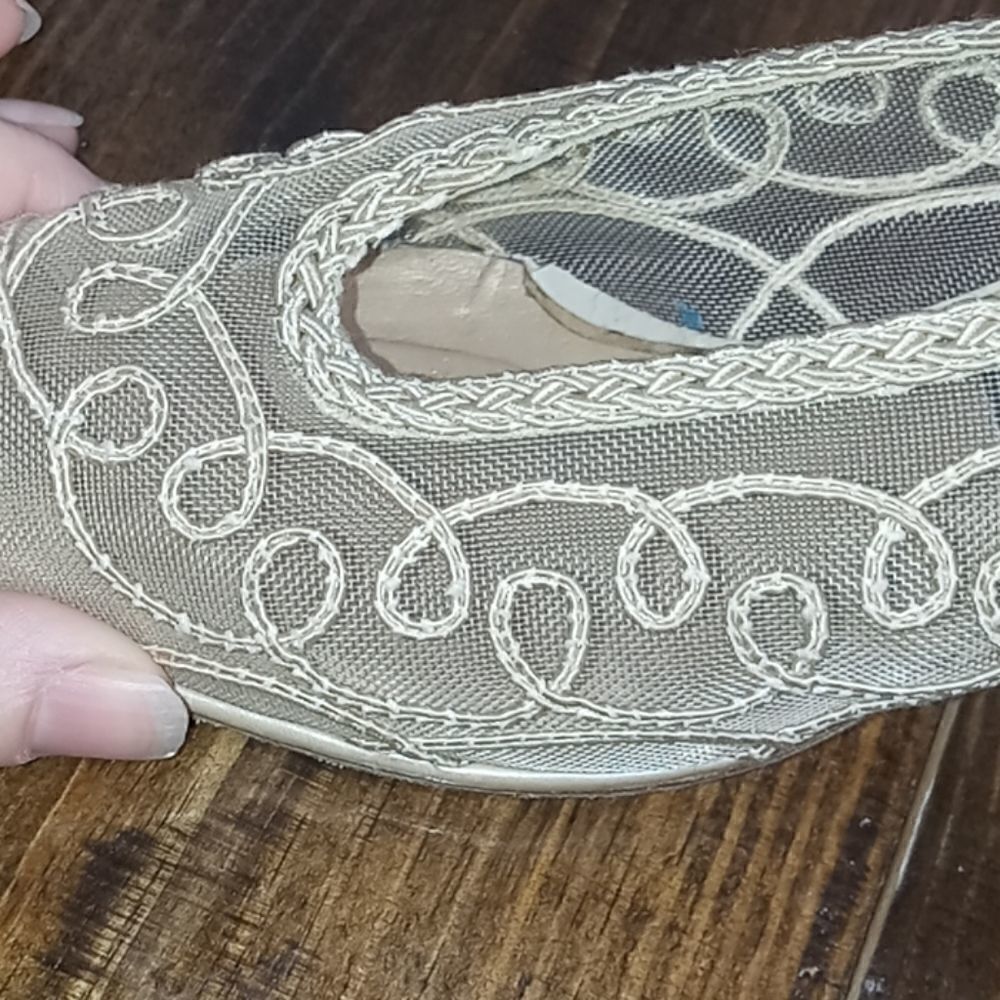 Stuart Weitzman Heels   - Picture 9 of 9